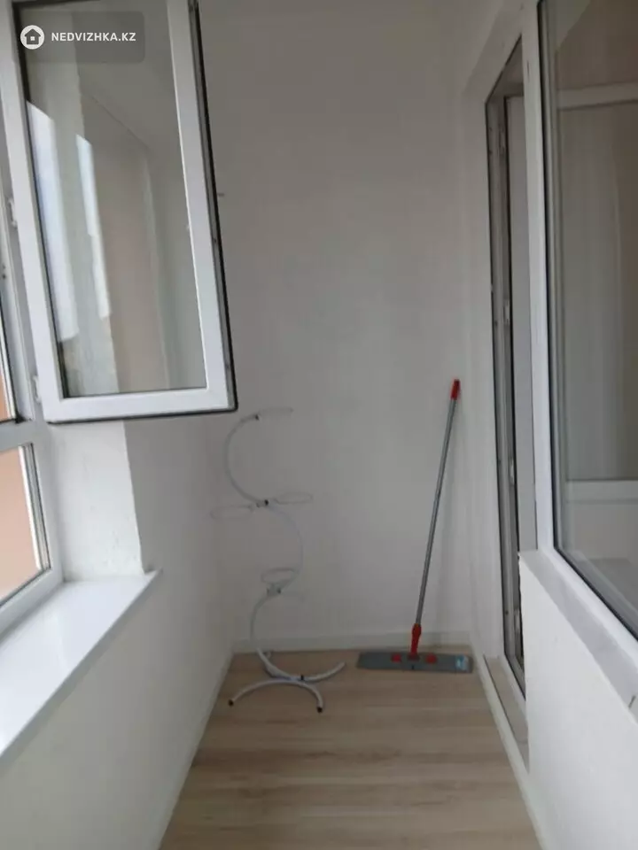 1-комнатная квартира, этаж 2 из 14, 46 м², фотография 3