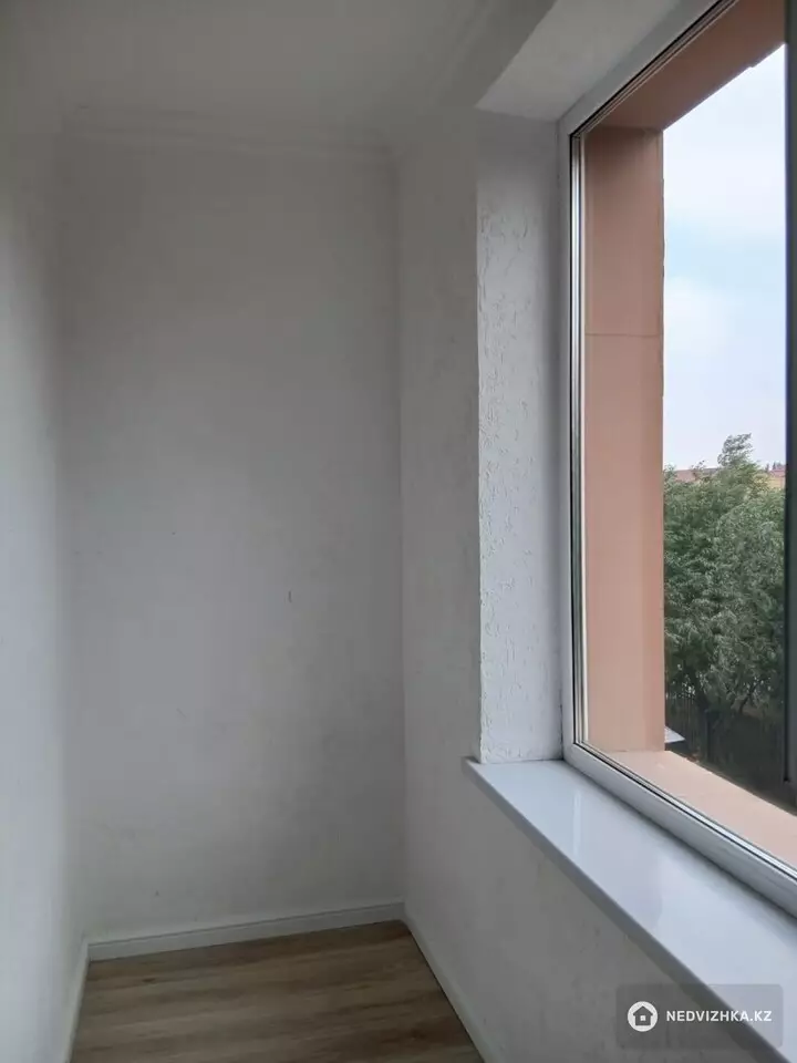 1-комнатная квартира, этаж 2 из 14, 46 м², фотография 5