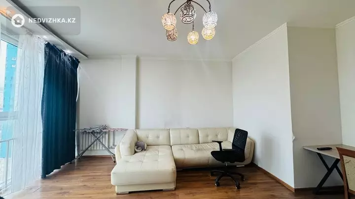 2-бөлмелі пәтер, қабат 16 барлық қабат саны 22, 83 м², 4-фотосурет
