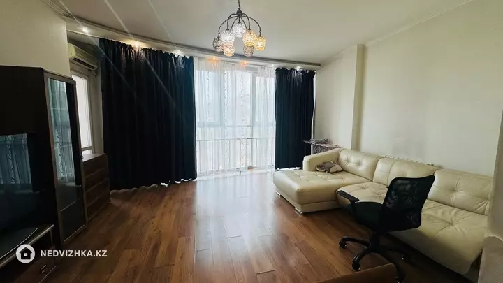 2-бөлмелі пәтер, қабат 16 барлық қабат саны 22, 83 м², 3-фотосурет
