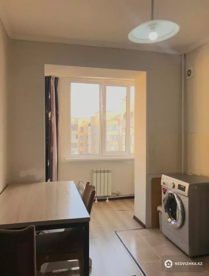 2-бөлмелі пәтер, қабат 9 барлық қабат саны 9, 58 м²