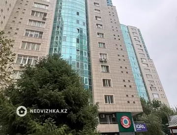Жылжымайтын мүлік, 130 м², На длительный срок, 3-нобай