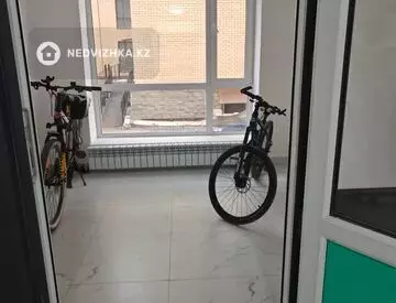 1-комнатная квартира, этаж 2 из 5, 37 м²