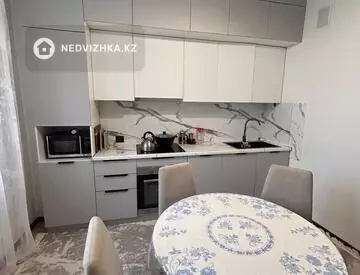 2-бөлмелі пәтер, қабат 4 барлық қабат саны 15, 68 м², 3-нобай