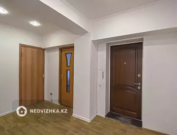 3-комнатная квартира, этаж 3 из 9, 84 м², миниатюра 6