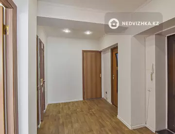 3-комнатная квартира, этаж 3 из 9, 84 м², миниатюра 7