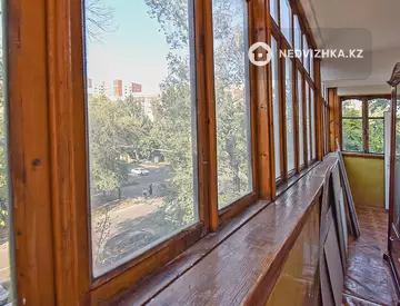 3-комнатная квартира, этаж 3 из 9, 84 м², миниатюра 11