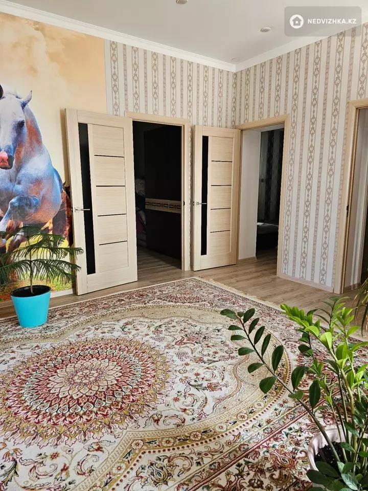 5-комнатный дом, 6 соток, 220 м², фотография 3
