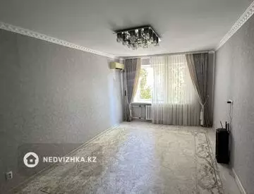 2-комнатная квартира, этаж 4 из 10, 67 м²