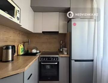 3-комнатная квартира, этаж 2 из 5, 60 м²