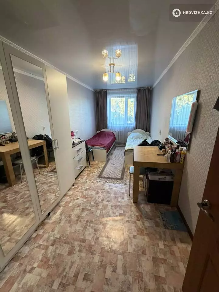 3-комнатная квартира, этаж 2 из 5, 60 м², фотография 4