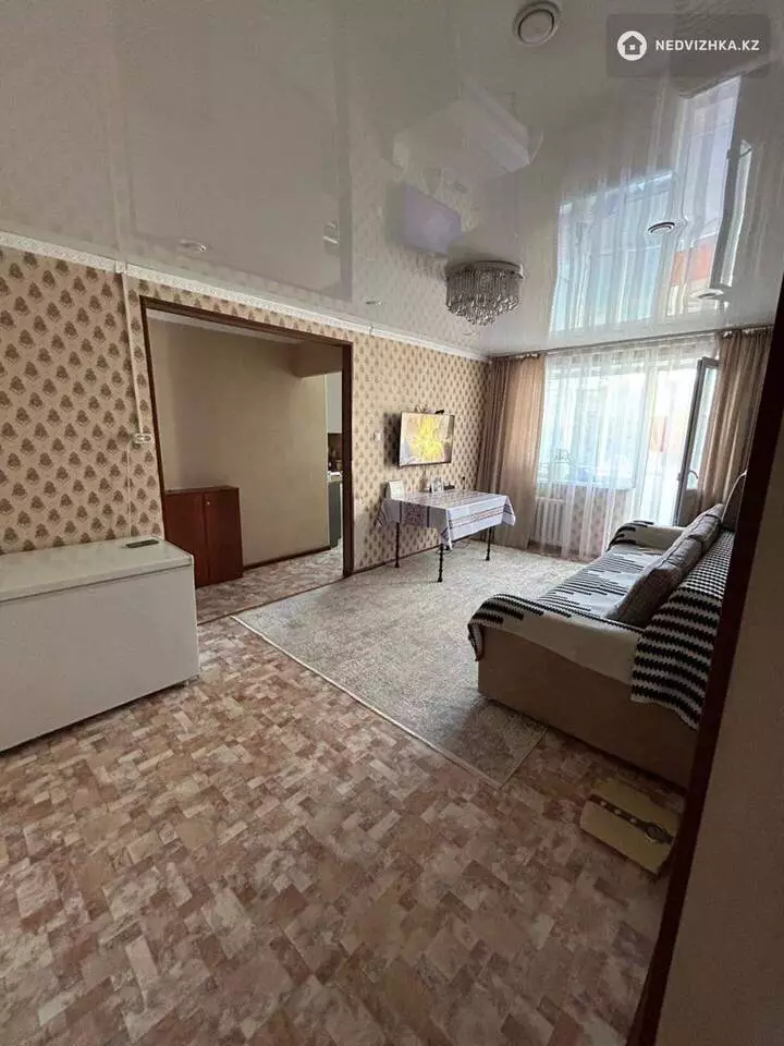 3-комнатная квартира, этаж 2 из 5, 60 м², фотография 5
