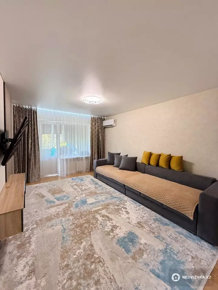 3-бөлмелі пәтер, қабат 4 барлық қабат саны 9, 76 м², 3-фотосурет