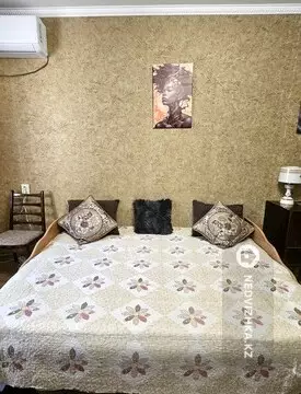 2-комнатная квартира, этаж 3 из 5, 55 м², На длительный срок