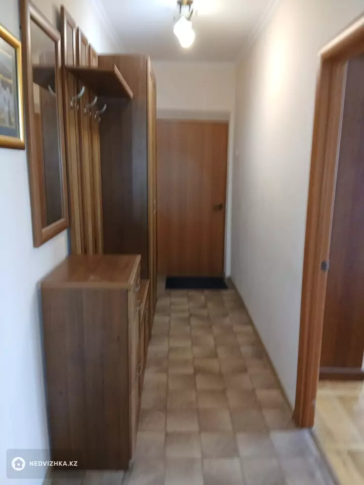 2-комнатная квартира, этаж 5 из 5, 70 м², На длительный срок, фотография 3