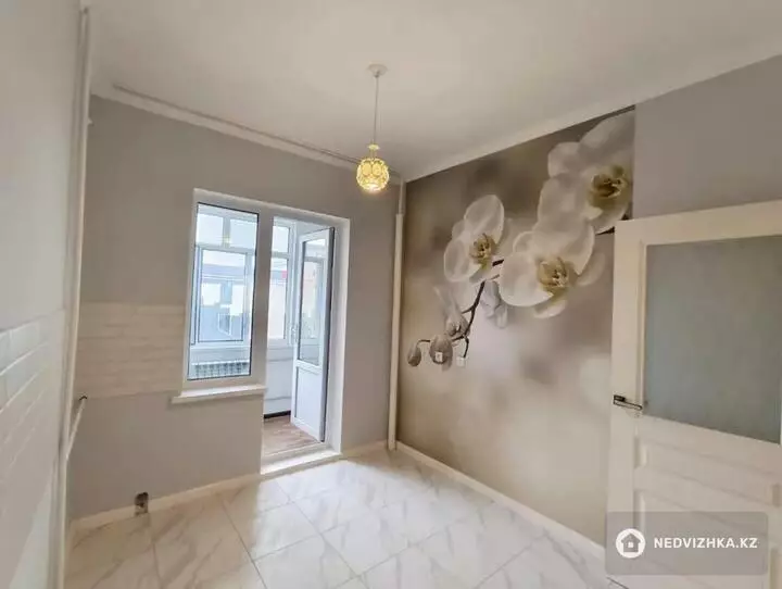 2-комнатная квартира, этаж 4 из 5, 56 м²
