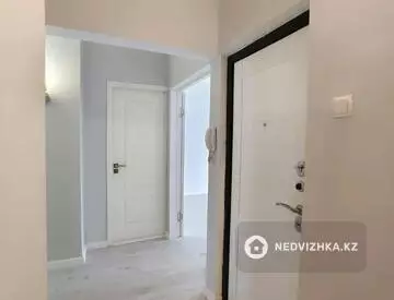 2-комнатная квартира, этаж 4 из 5, 56 м², миниатюра 7