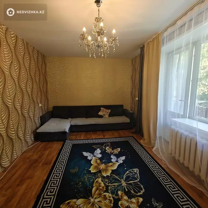 3-комнатная квартира, этаж 2 из 2, 61 м², фотография 3