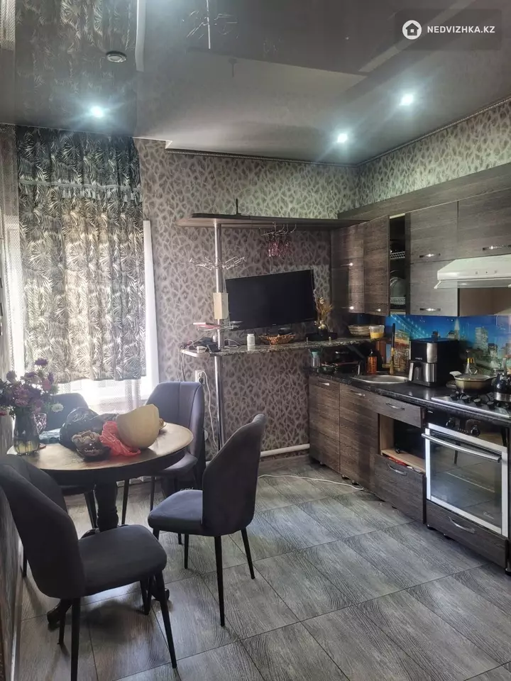 3-комнатная часть дома, 3 соток, 60 м², фотография 2