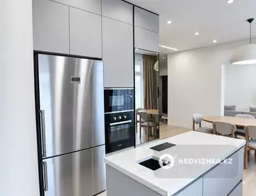 3-комнатная квартира, этаж 2 из 4, 150 м², миниатюра 12