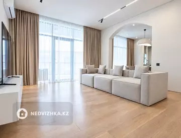 3-комнатная квартира, этаж 2 из 4, 150 м², миниатюра 1