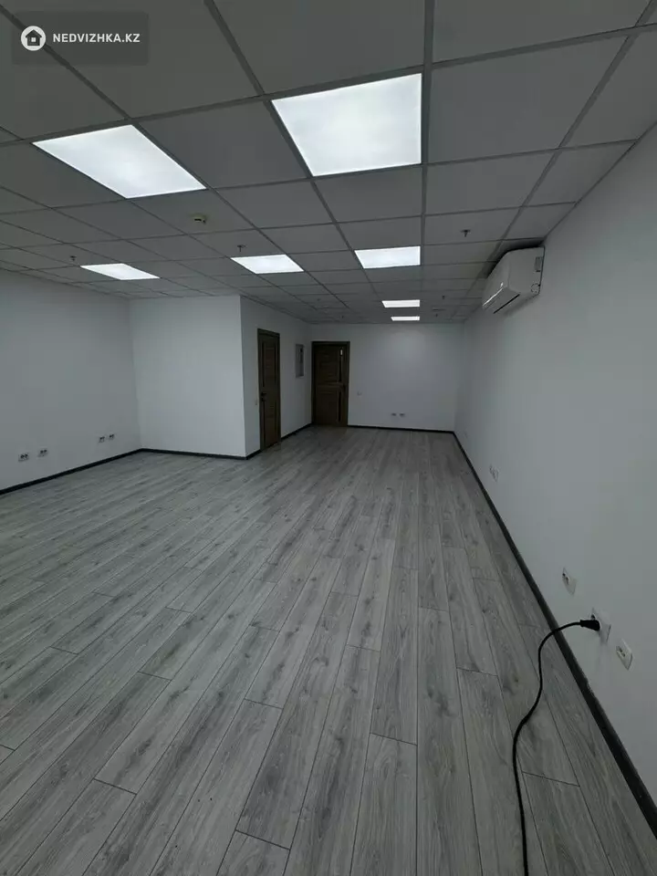 Офис, этаж 3 из 10, 54 м², На длительный срок, фотография 3