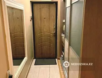 3-комнатная квартира, этаж 1 из 9, 73 м², миниатюра 4