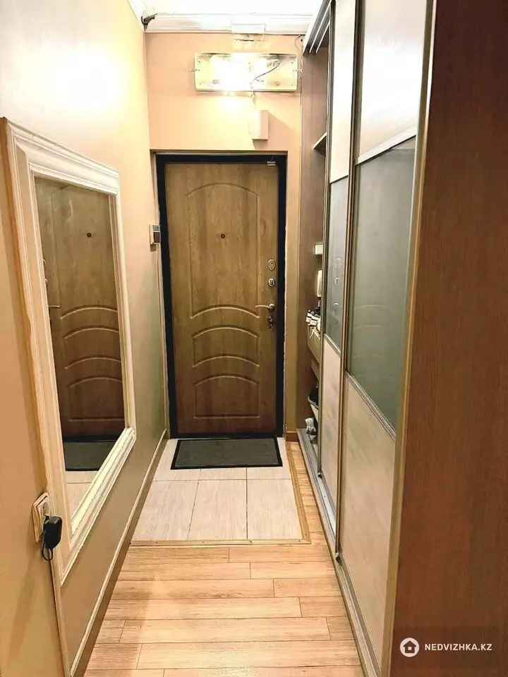 3-комнатная квартира, этаж 1 из 9, 73 м², фотография 4
