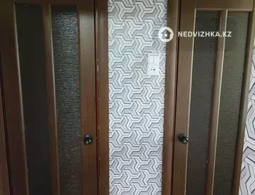 2-комнатная квартира, этаж 3 из 5, 56 м², миниатюра 7