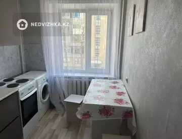 1-комнатная квартира, этаж 3 из 5, 30 м²