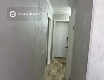 1-комнатная квартира, этаж 3 из 5, 30 м²