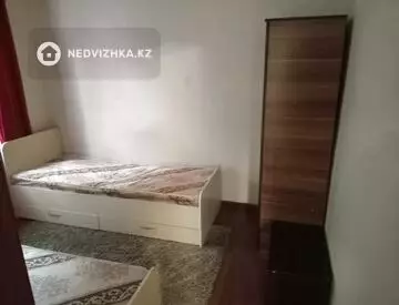3-комнатная квартира, этаж 4 из 5, 56 м², На длительный срок, миниатюра 5