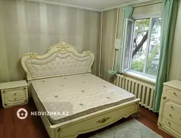 3-комнатная квартира, этаж 4 из 5, 56 м², На длительный срок, миниатюра 7
