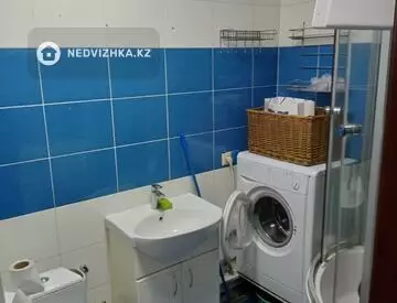 3-комнатная квартира, этаж 4 из 5, 56 м², На длительный срок, миниатюра 11