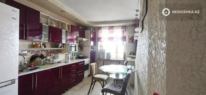 3-комнатная квартира, этаж 5 из 6, 63 м², фотография 5