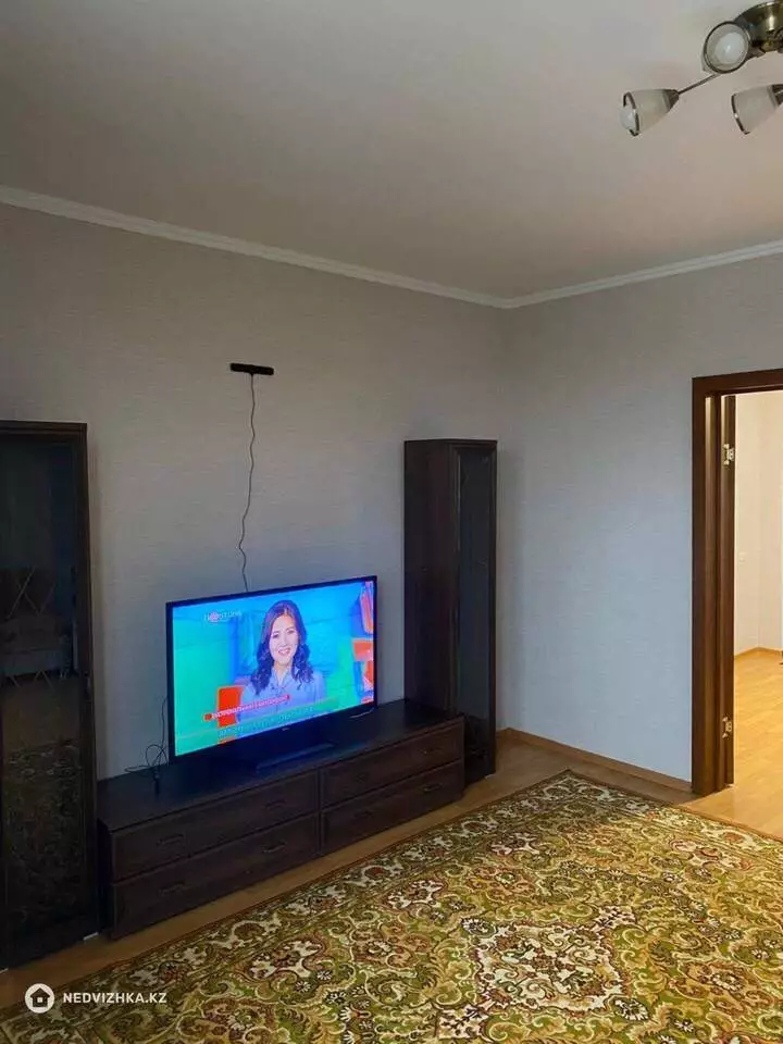 2-комнатная квартира, этаж 4 из 12, 68 м², фотография 4