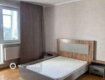 2-комнатная квартира, этаж 4 из 12, 68 м², миниатюра 5