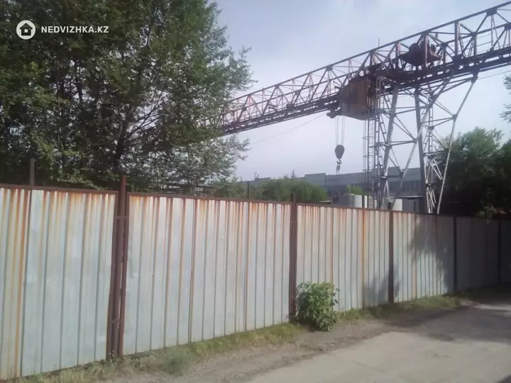 Помещение, 12 000 м²