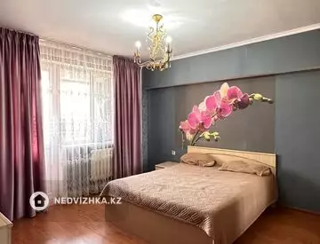 4-комнатная квартира, этаж 4 из 5, 106 м², миниатюра 4