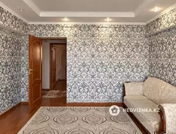 4-комнатная квартира, этаж 4 из 5, 106 м², миниатюра 7