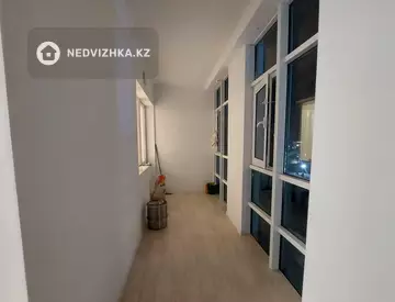 3-комнатная квартира, этаж 8 из 9, 132 м², миниатюра 8
