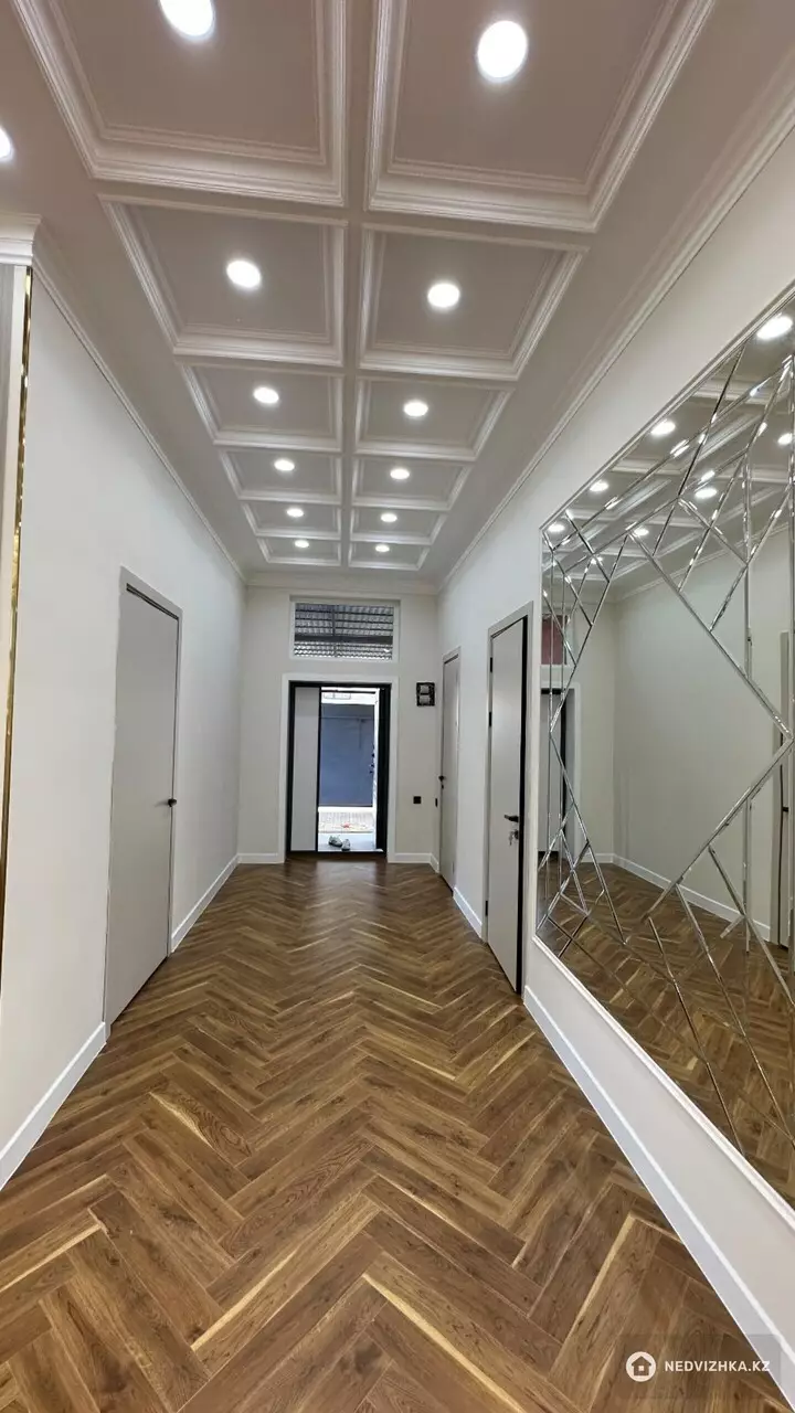 4-комнатный дом, 4 соток, 140 м²