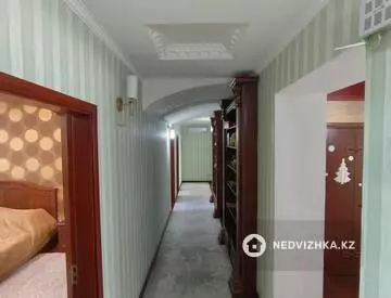 5-комнатная квартира, этаж 9 из 12, 191 м², миниатюра 11