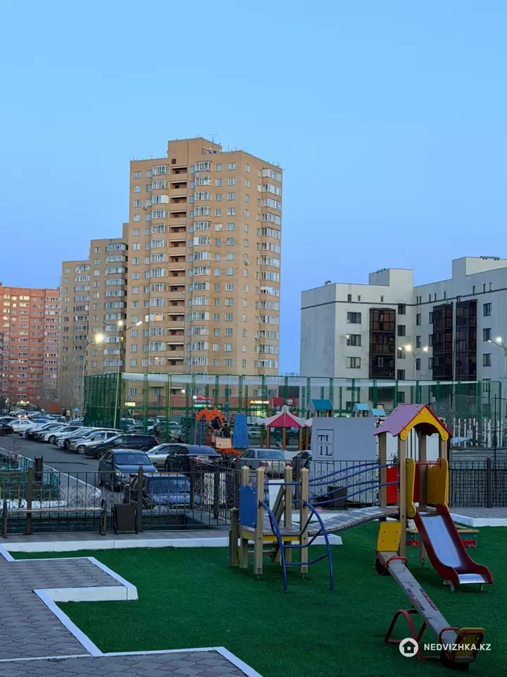 1-комнатная квартира, этаж 1 из 10, 23 м², фотография 2