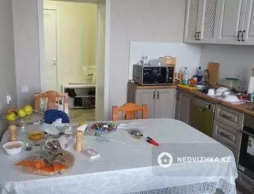 2-бөлмелі пәтер, қабат 10 барлық қабат саны 12, 74 м², 10-нобай