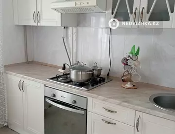2-комнатная квартира, этаж 4 из 5, 54 м²