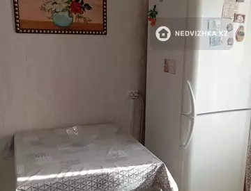 2-комнатная квартира, этаж 4 из 5, 54 м²
