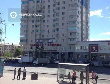 1-комнатная квартира, этаж 12 из 16, 45 м², Посуточно