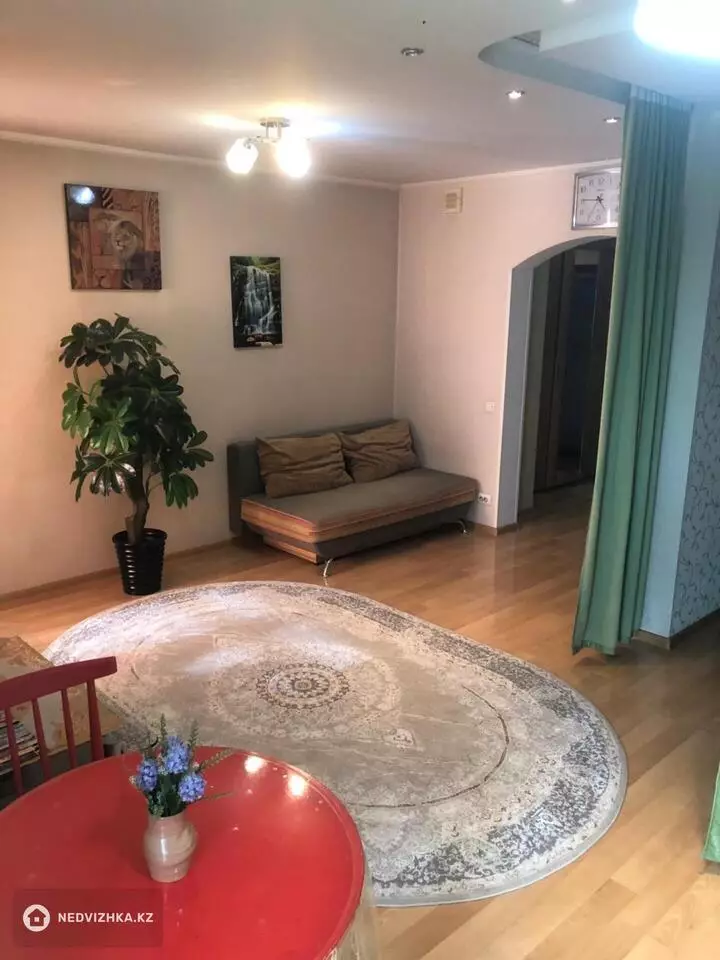 1-бөлмелі пәтер, қабат 12 барлық қабат саны 16, 45 м², Посуточно, 4-фотосурет