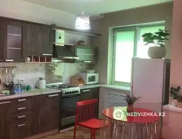 1-комнатная квартира, этаж 12 из 16, 45 м², Посуточно, миниатюра 6